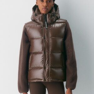 ARITZIA THE SUPER PUFF VEST HIGH GLOSS